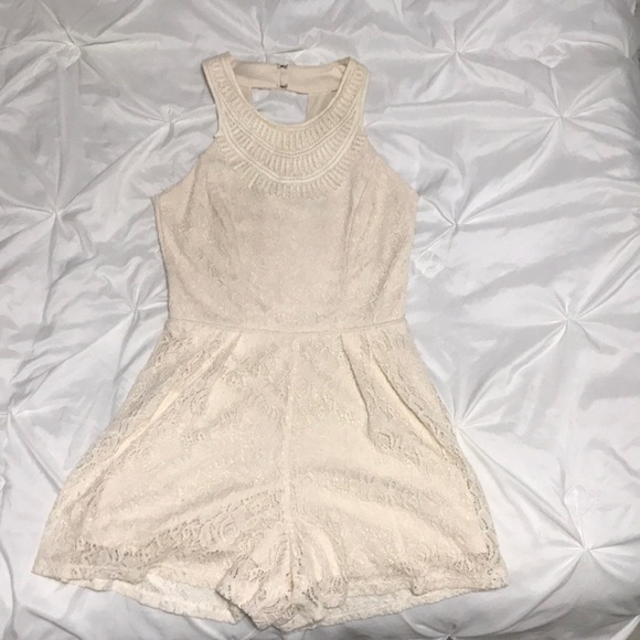 City Triangles Romper size 1 - Picture 1 of 5